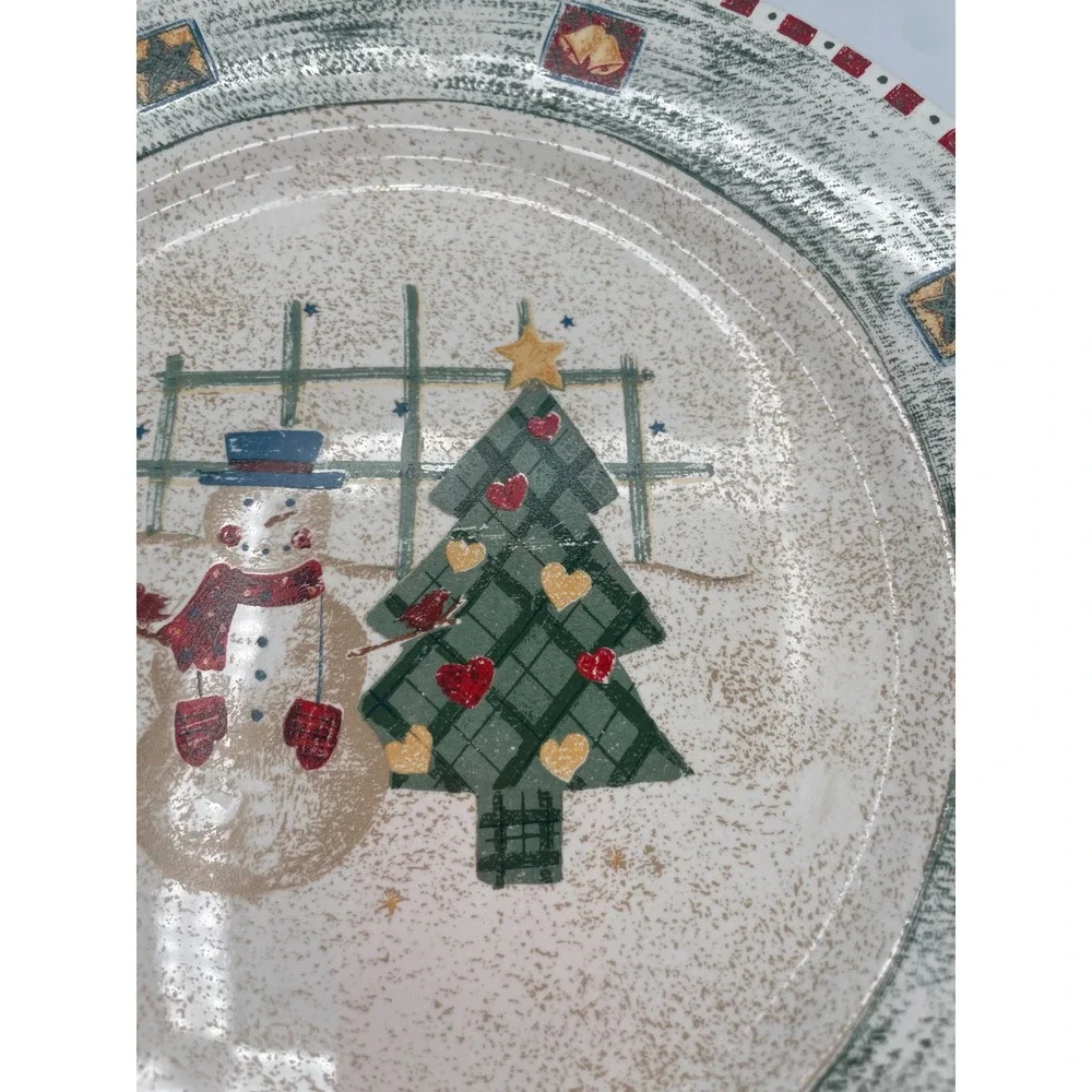 Gibson Housewares Dinner Plates Set of 4 Christmas Snowman Tree 10.5 Inch